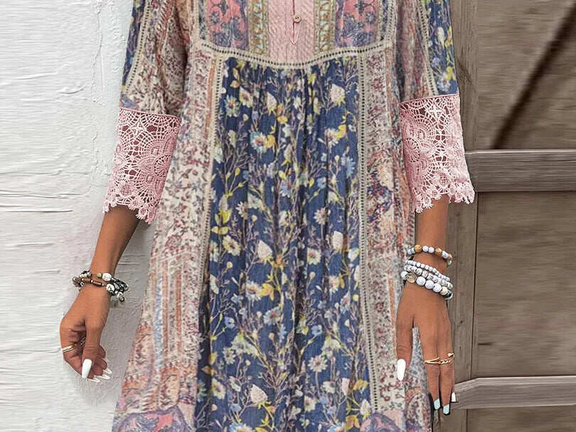 ZUZANA | Elegantní boho tunika s krajkovými detaily a květinovým potiskem