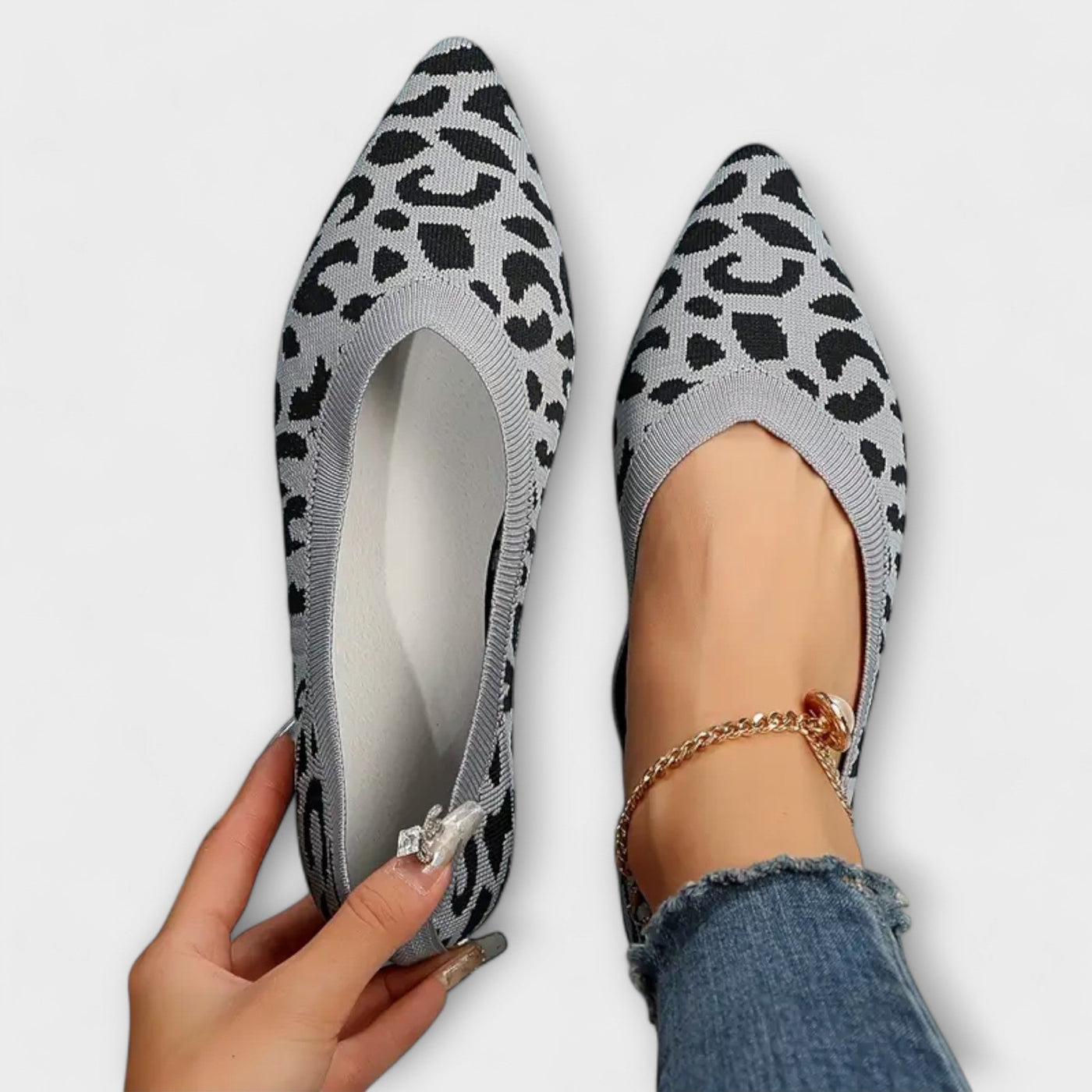 ZUZANA | Špičaté flats s leopardím vzorem