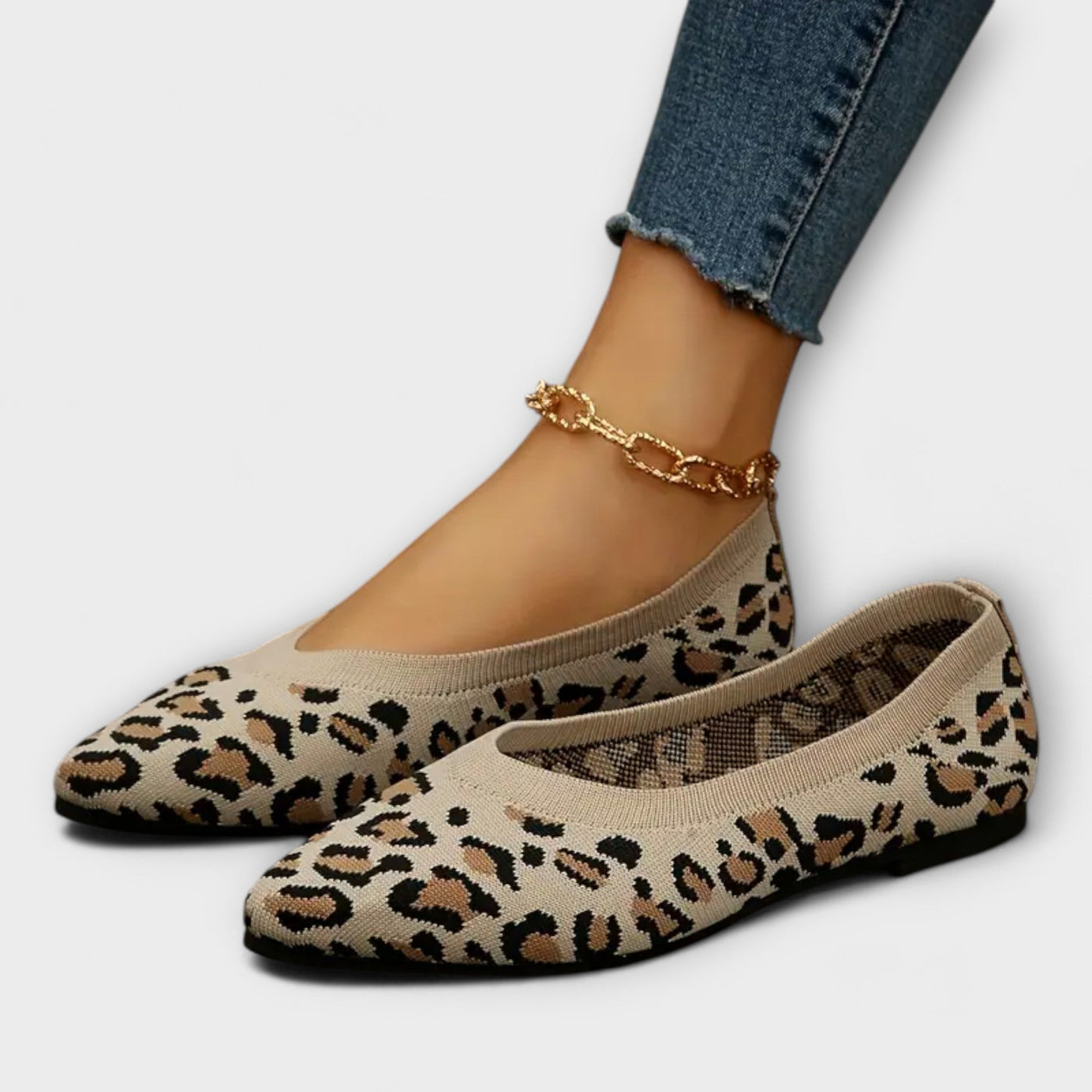 ZUZANA | Špičaté flats s leopardím vzorem