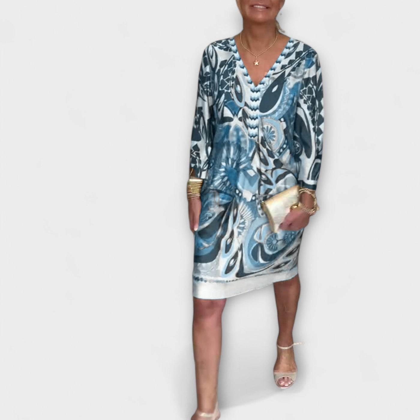 ZUZANA | Volné šaty s V-výstřihem a retro potiskem