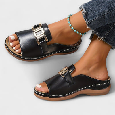 ZUZANA | Pohodlné Sandály s Přezkou