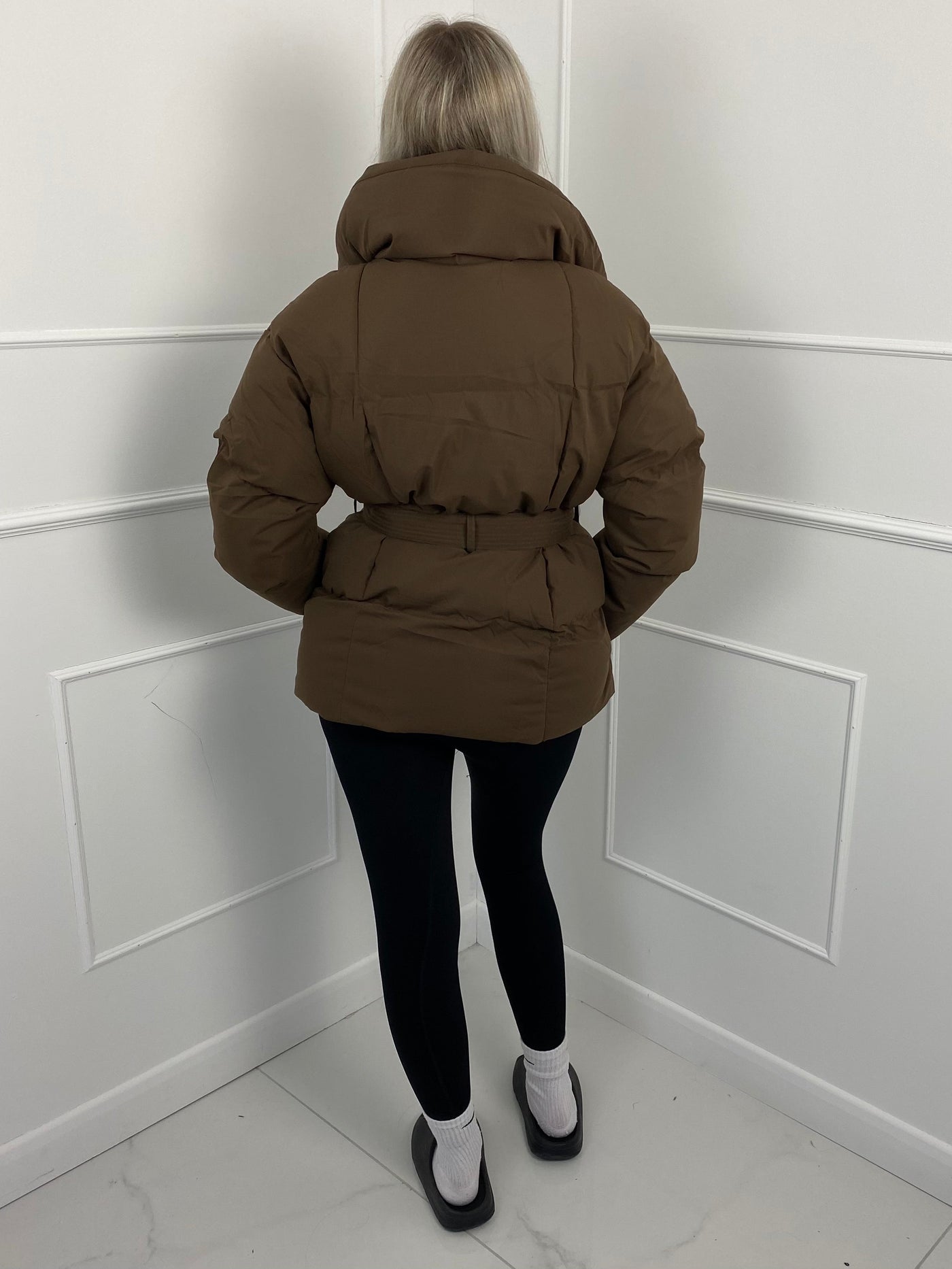 CALISTA™ | Puffer Coat with Short Belt