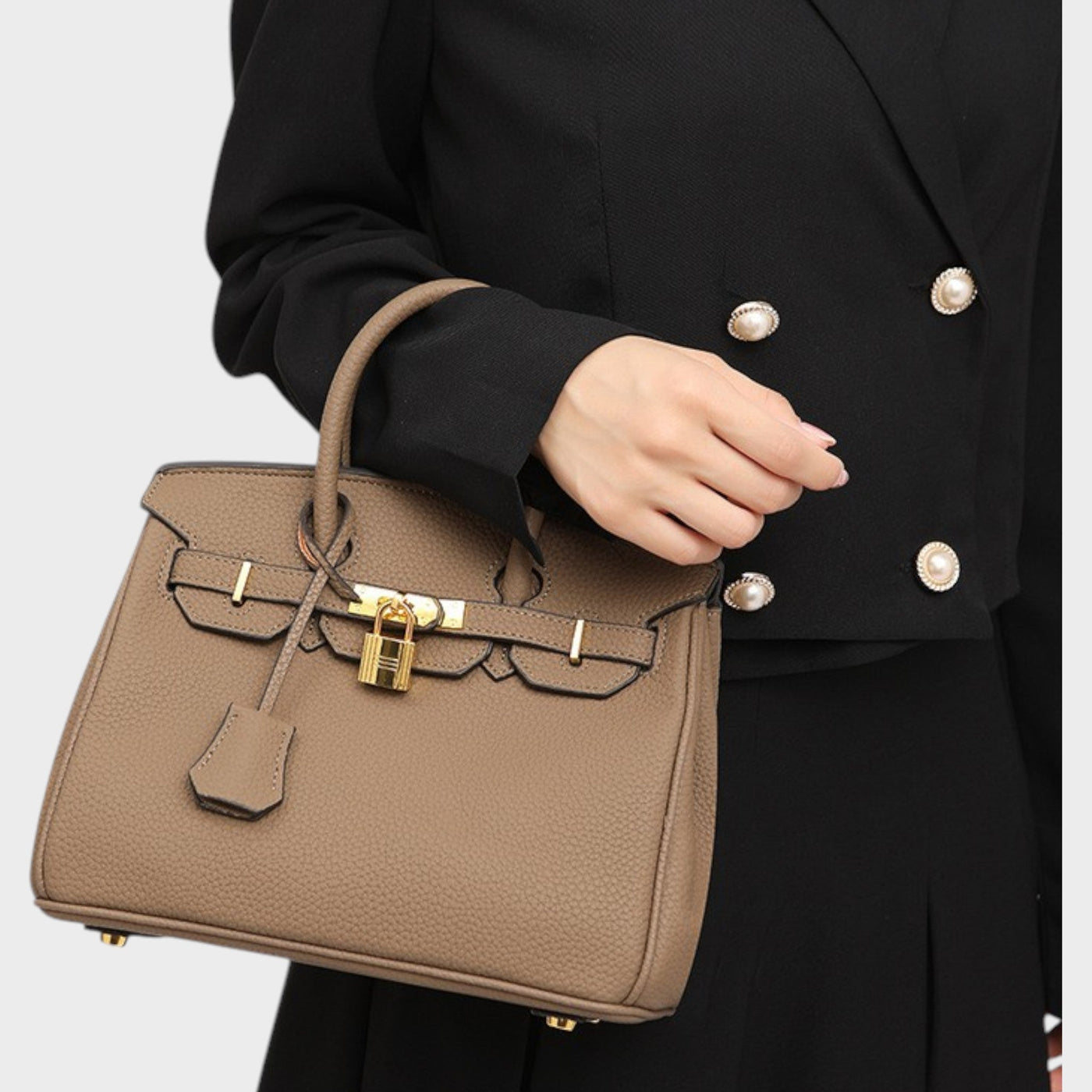 ZUZANA | Eline Amira