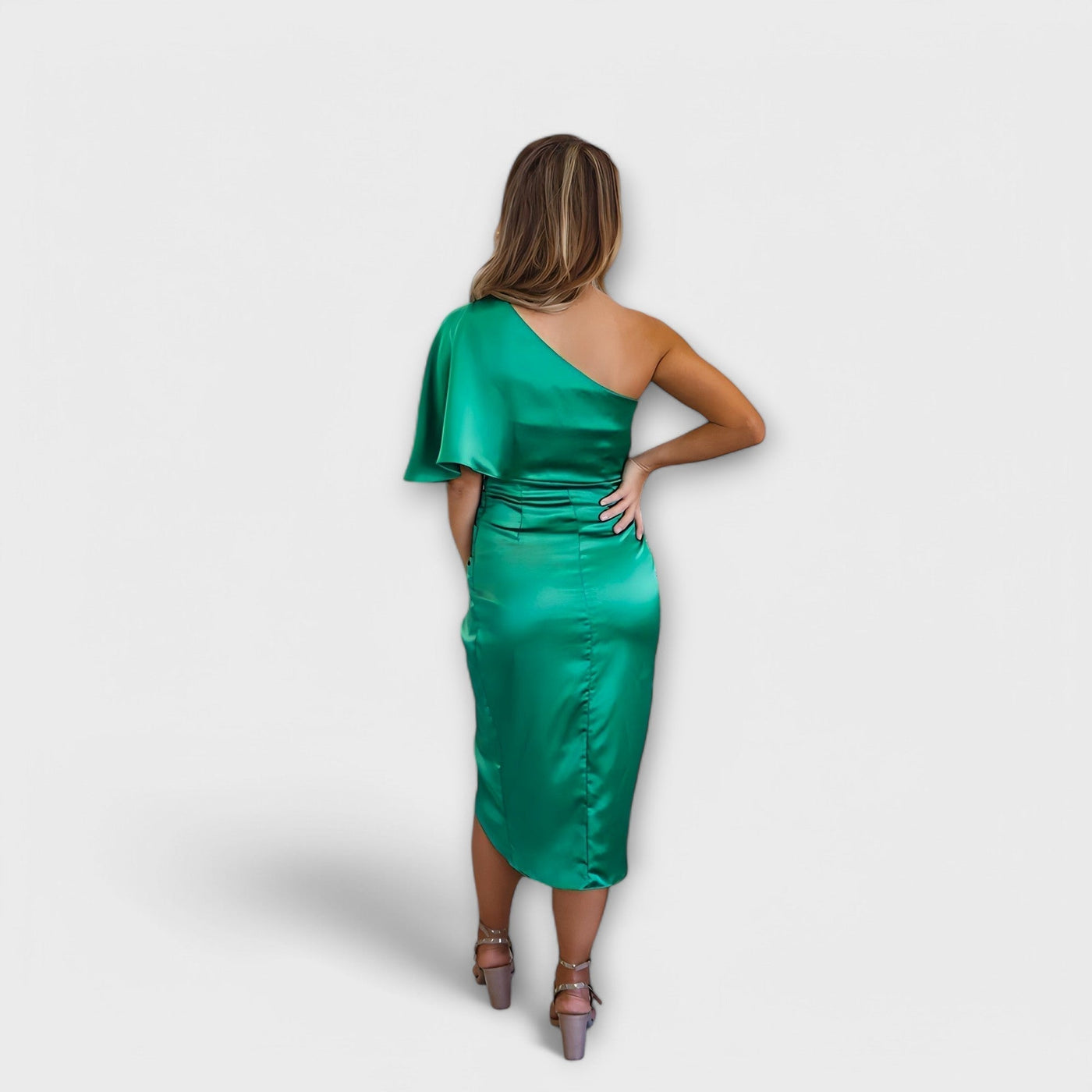 ZUZANA | Luxusní večerní šaty z hedvábí