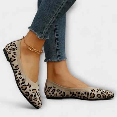 ZUZANA | Špičaté flats s leopardím vzorem