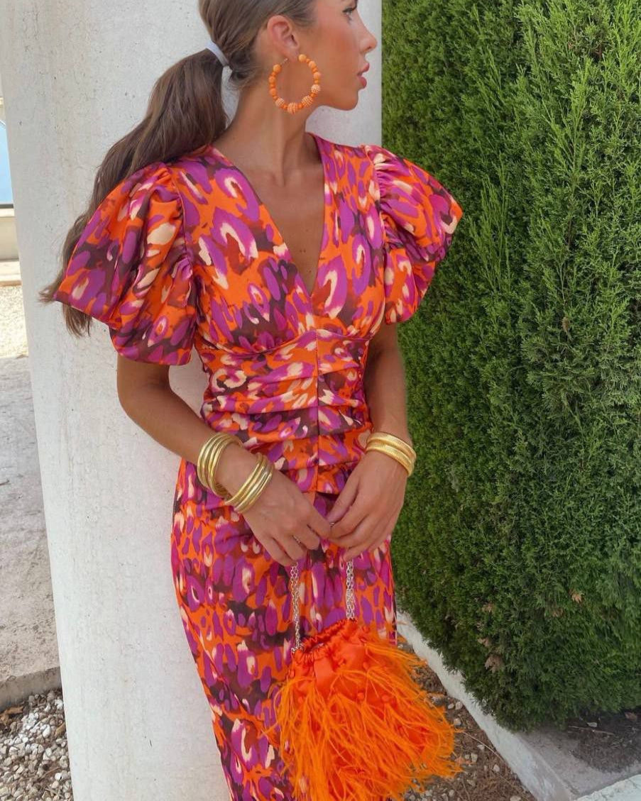 SIMONA | Elegantní šaty s výstřihem do V a balónovými rukávy