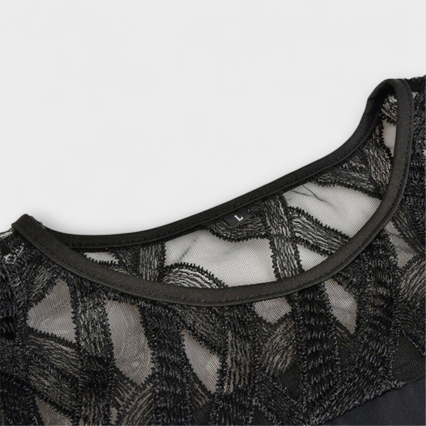 ZUZANA | Elegantní Midi Šaty v Plus Velikosti