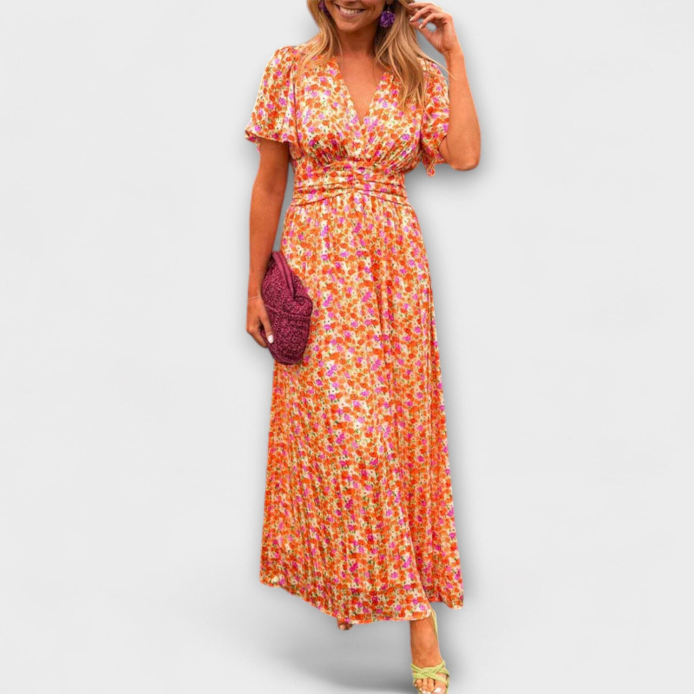 ZUZANA | Klasické V-krční Šaty